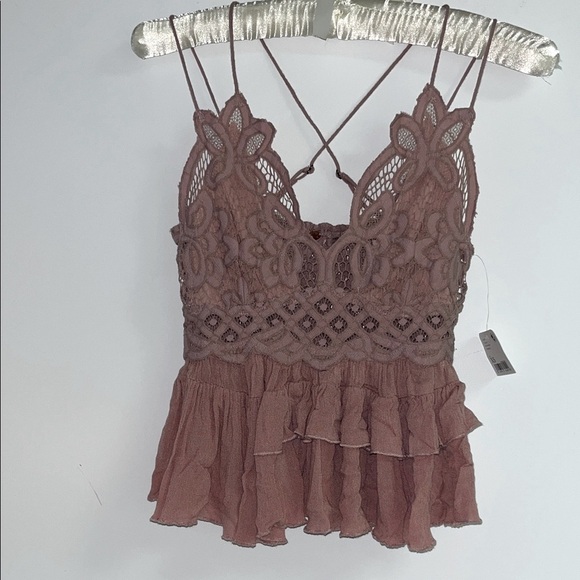 NWTs Intimately FP size XS Chic Lace Trimmed Camisole in Dusty Rose - Picture 1 of 16